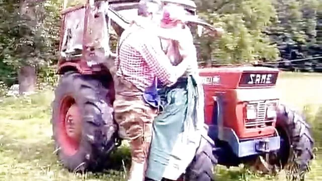 دیک بزرگ جوجه سوپرفیلم سیکس کوچولو