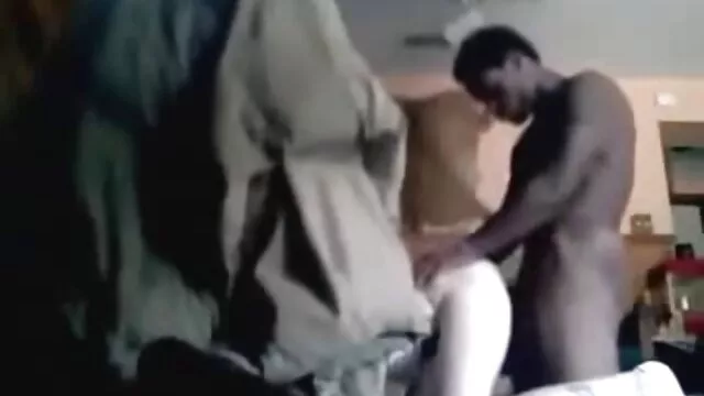 دانشجوی بلوند فیلم سکسی سوپر زن یک غریبه را لوس می کند