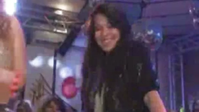 این یک بلوند سکس سوپر حیوانی است