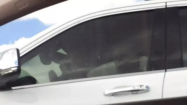 Momose یک سکس سوپر رایگان فن گرم و نفرت انگیز است